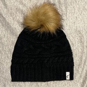 Zyia Pom beanie